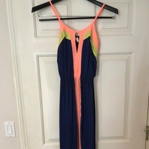 Only Worn Once Retro-Chic Boutique Maxi Dress